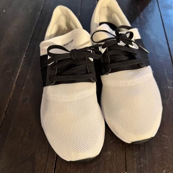 New Balance Women’s Nergize v3 Cross Trainer- size 8 - Picture 2 of 7